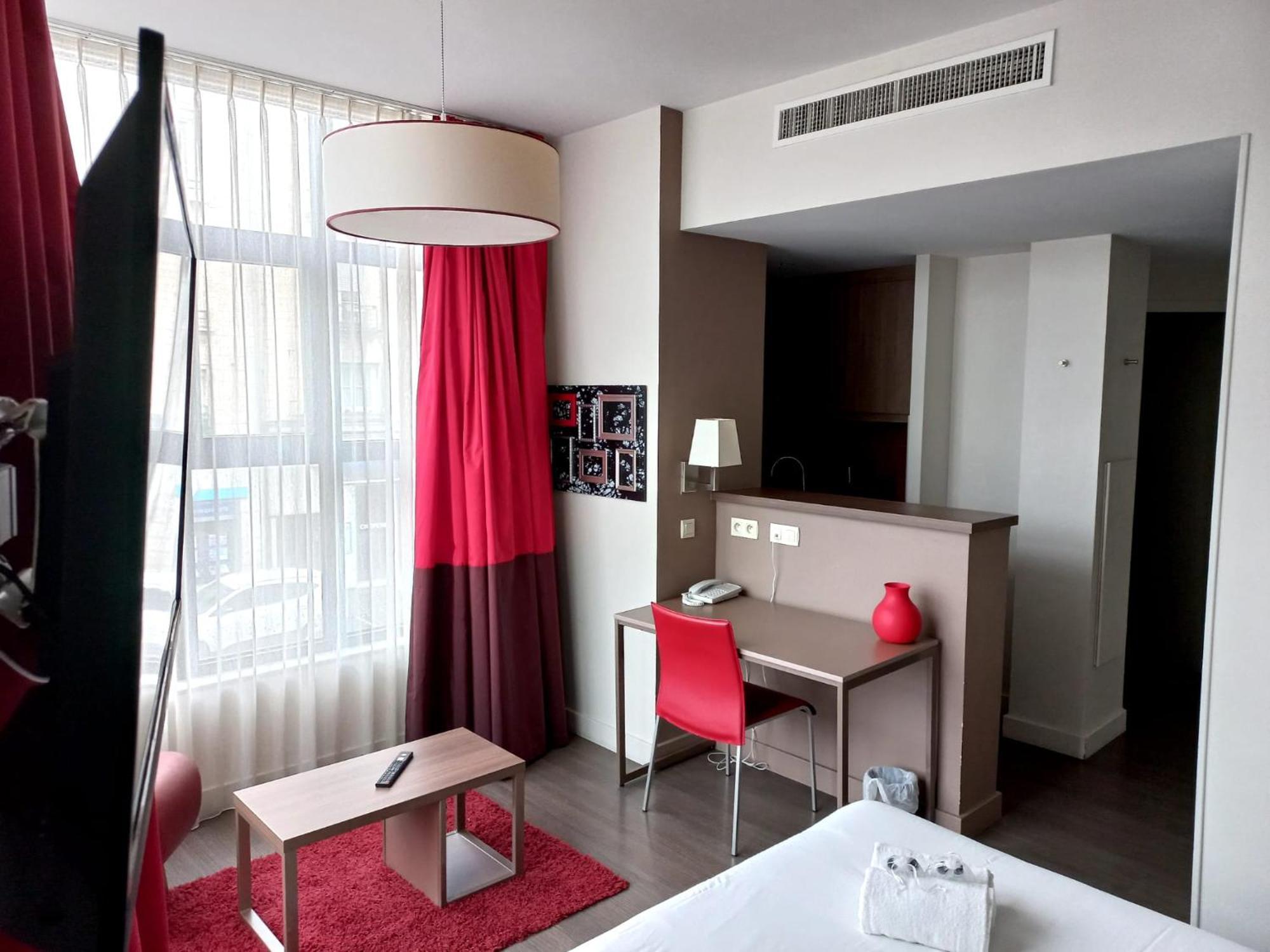 City'O Apparthotel Caen Exterior photo